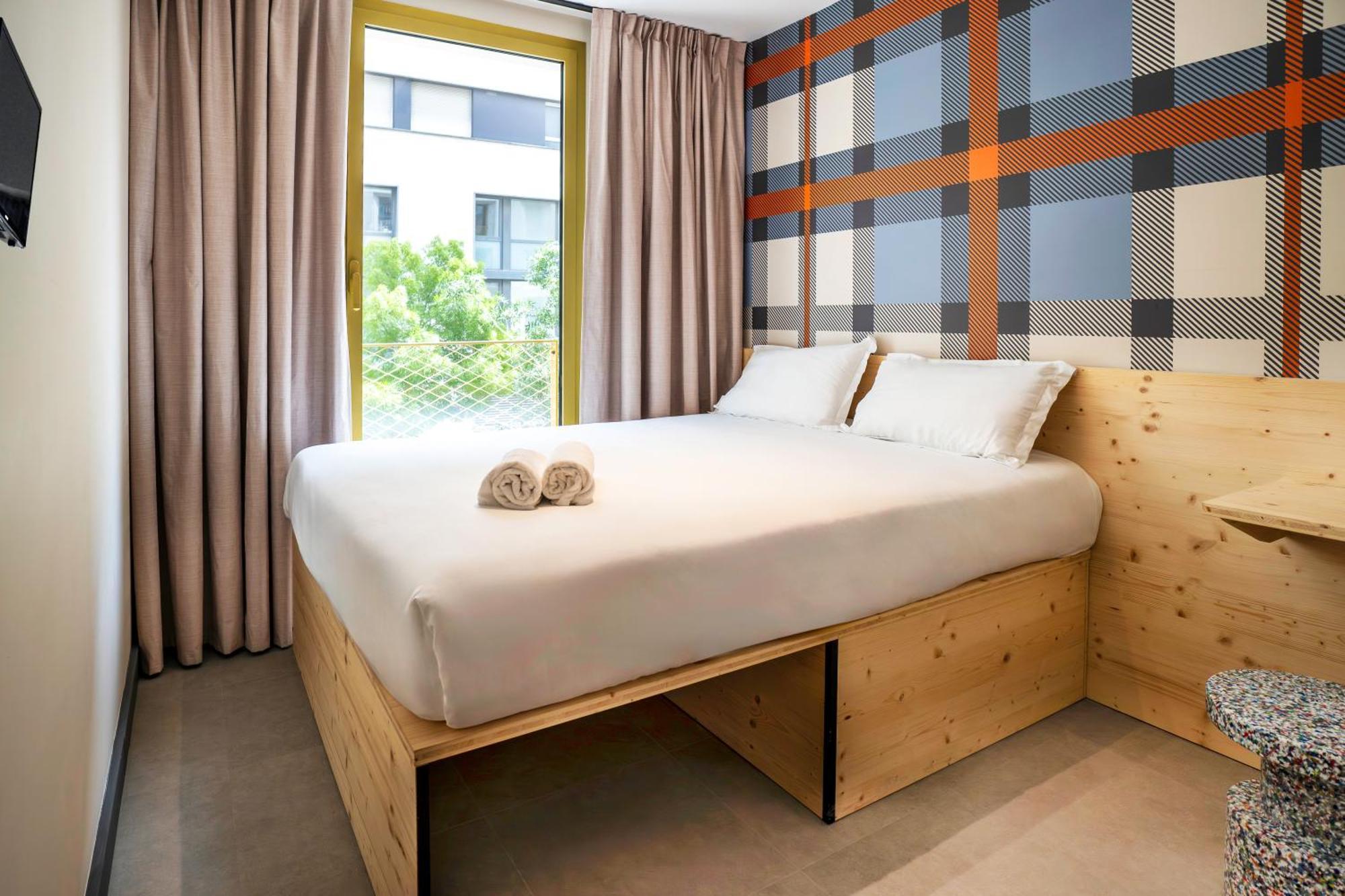 Easyhotel Marseille Euromed Exterior photo