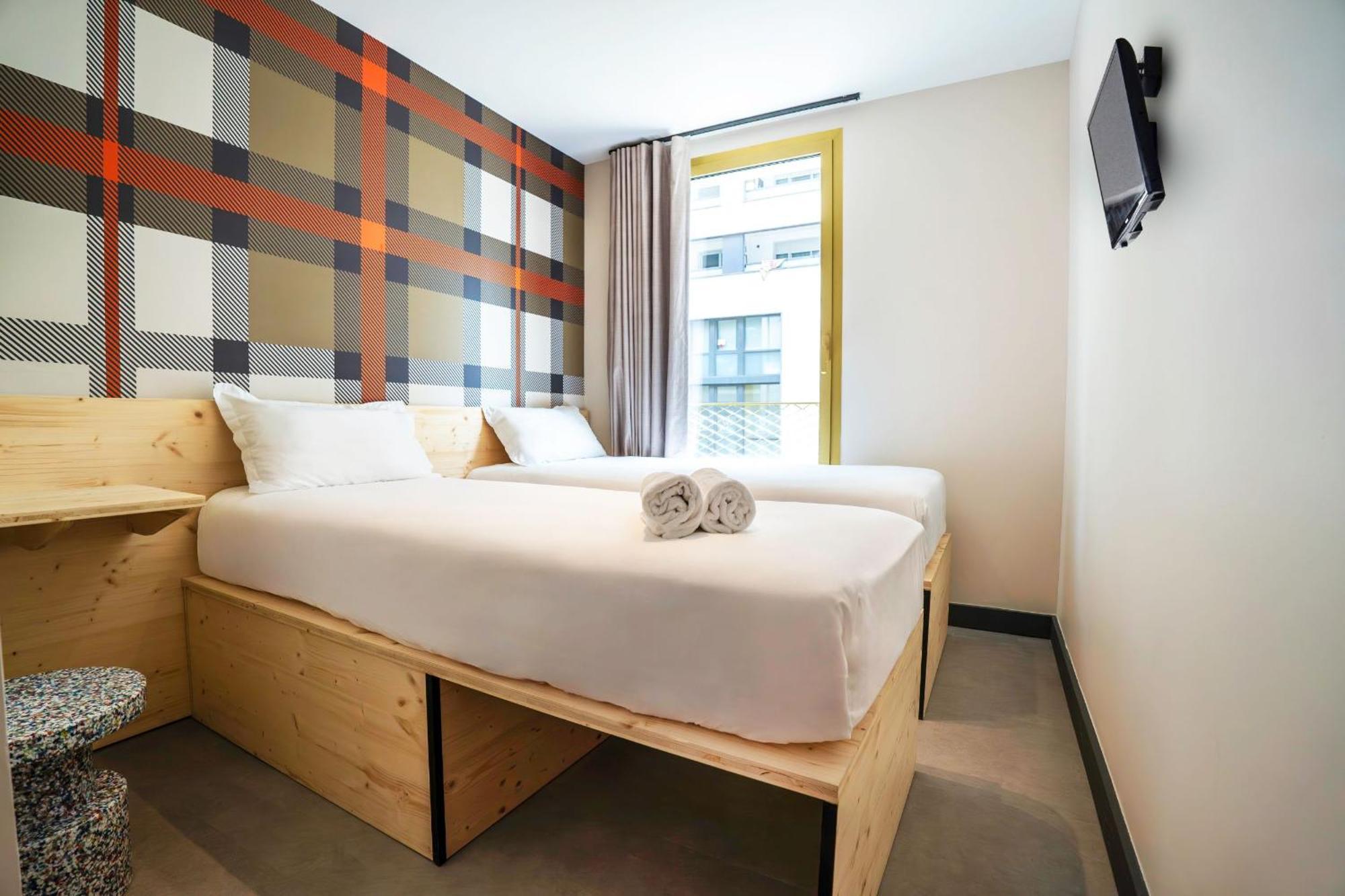 Easyhotel Marseille Euromed Exterior photo